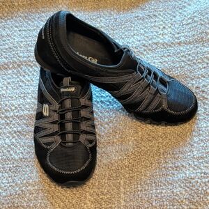 Skechers Black and Gray Casual Sneakers